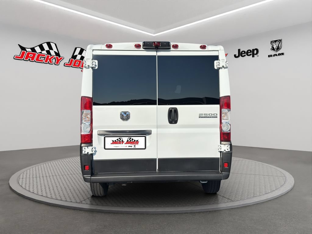 Used 2025 RAM ProMaster 2500 w/ U-Haul Equipment Group FWD image 8