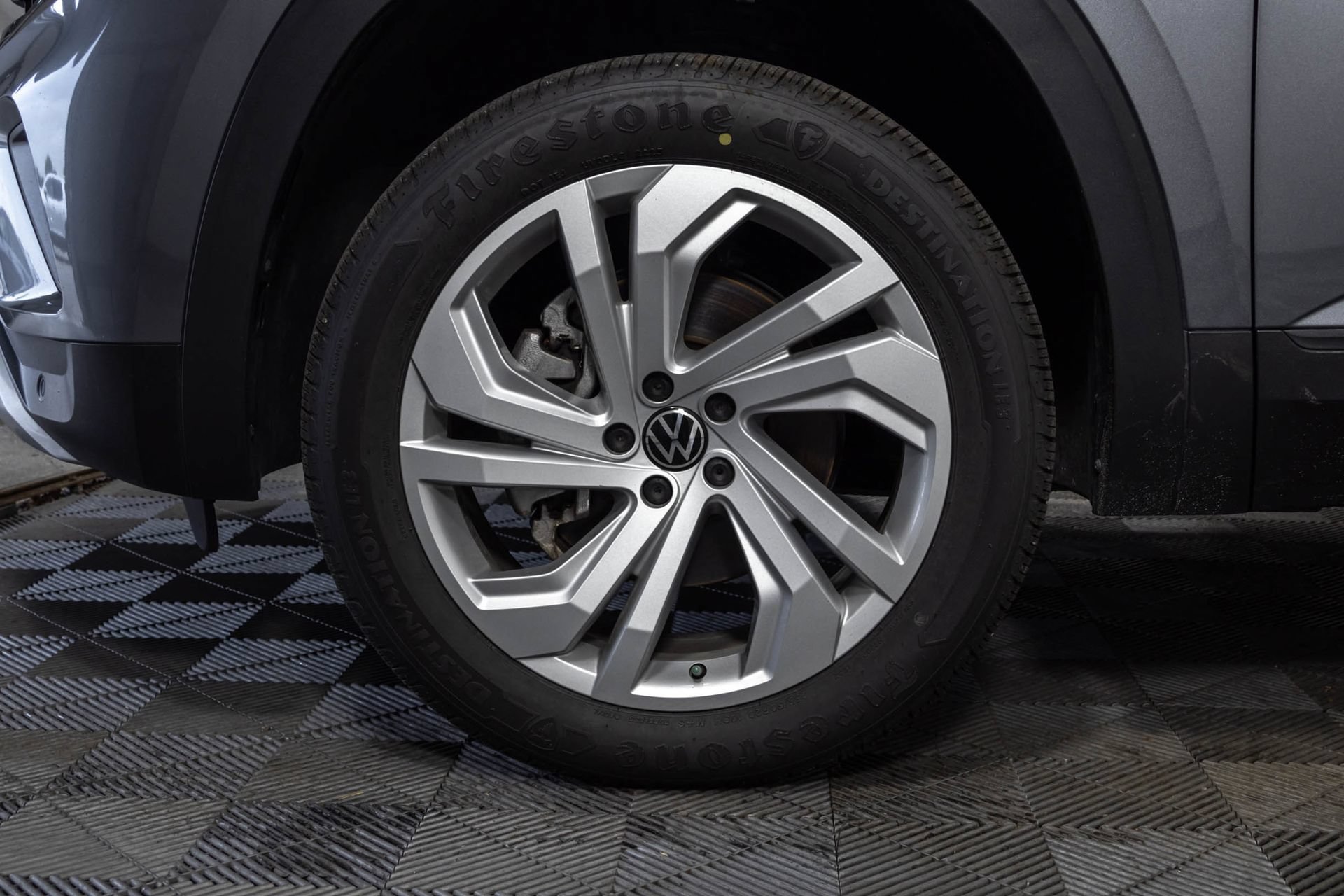 Used 2023 Volkswagen Atlas SE AWD/4WD image 47