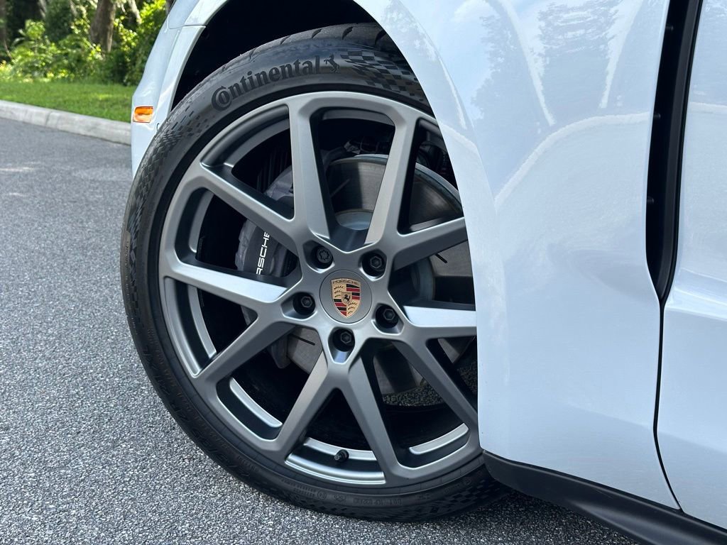 New 2026 Porsche Panamera RWD image 6