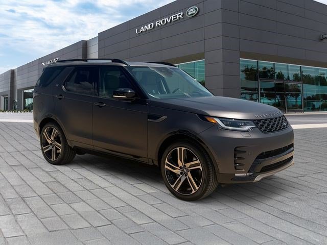 New 2026 Land Rover Discovery Limited Edition AWD/4WD image 7