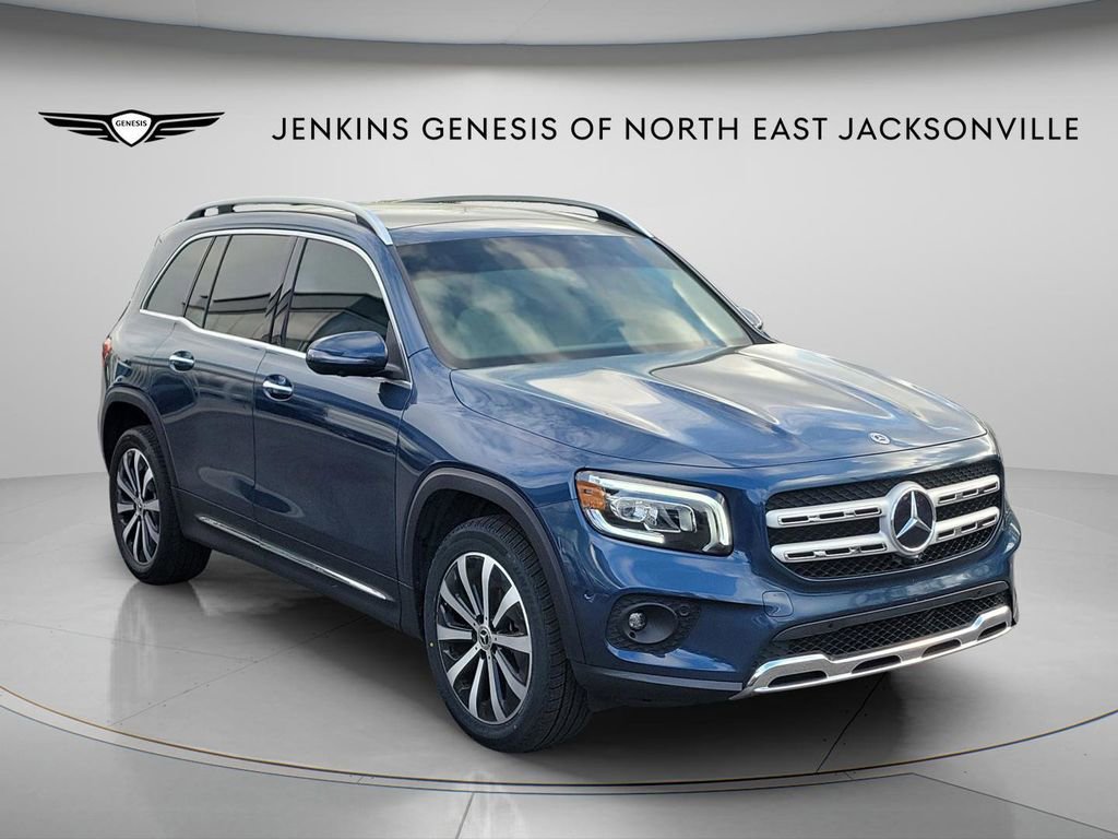 Used 2022 Mercedes-Benz GLB 250 image 4
