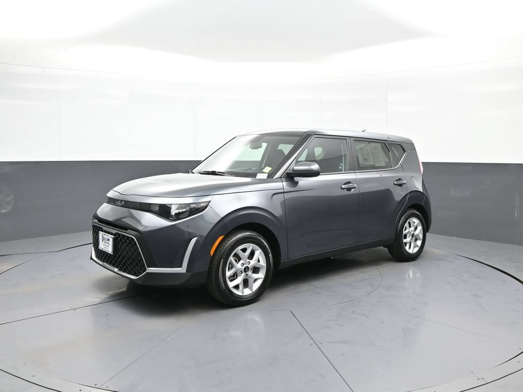 Certified 2025 Kia Soul S FWD image 10