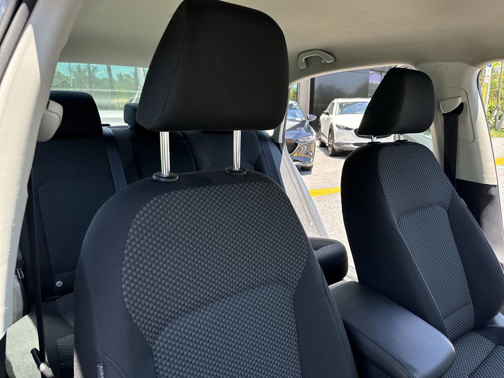 Used 2014 Volkswagen Passat 2.5 S FWD image 46