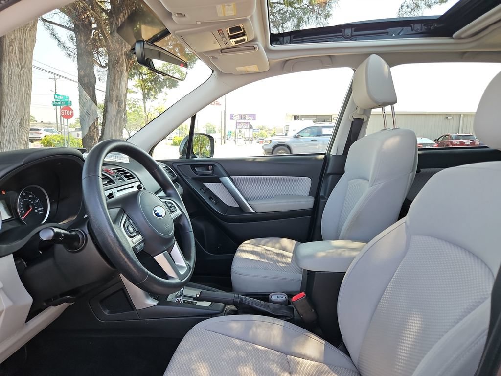 Used 2018 Subaru Forester 2.5i Premium w/ All-Weather Package AWD/4WD image 22