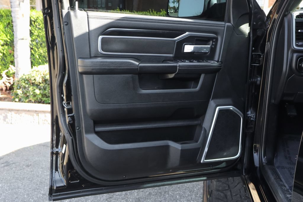 Used 2020 RAM 2500 Laramie w/ Night Edition AWD/4WD image 20
