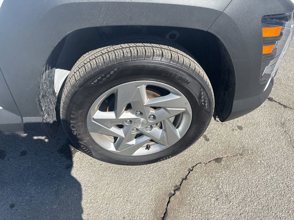 Certified 2026 Hyundai Kona SE image 13