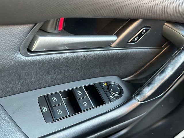 Used 2025 MAZDA CX-50 AWD 2.5 S w/ Select Package image 17