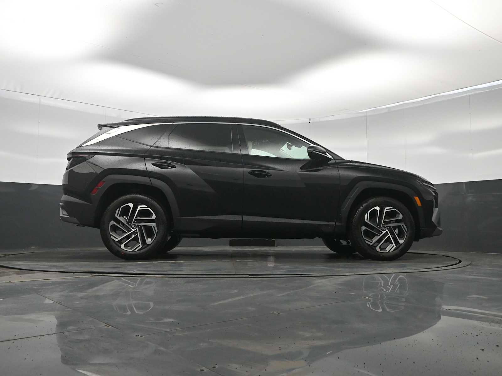 New 2026 Hyundai Tucson Limited image 37
