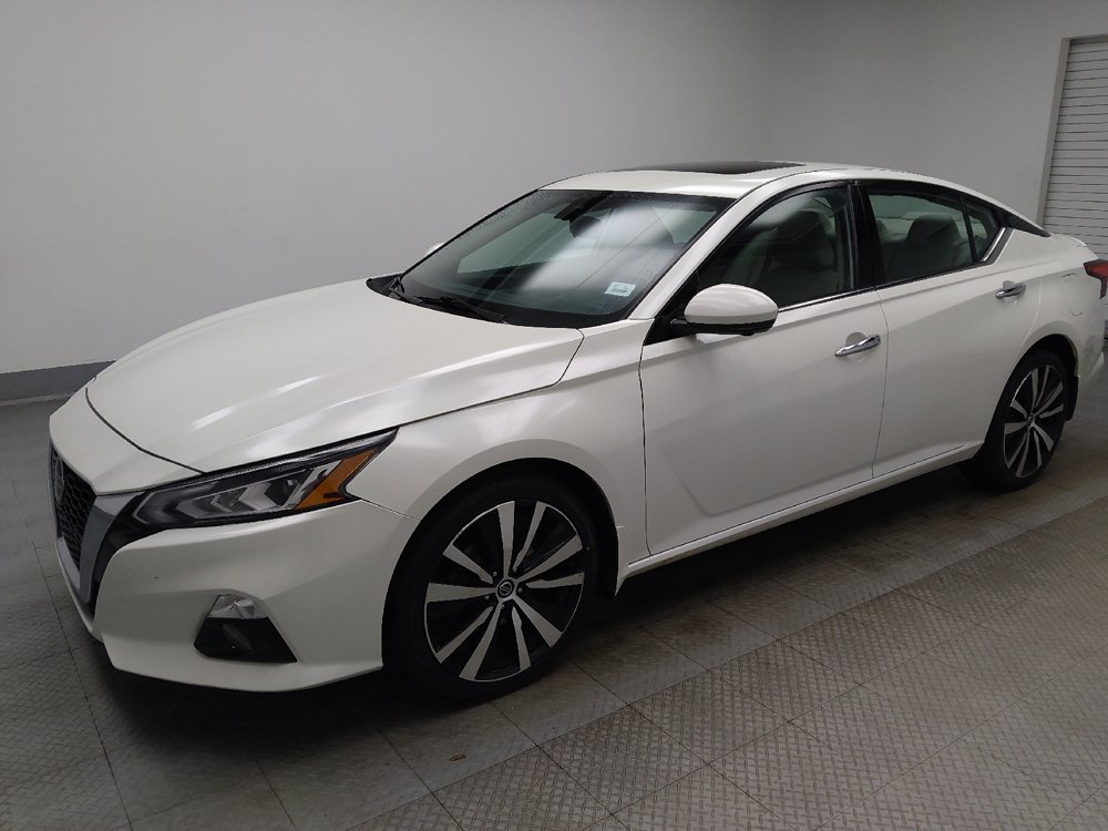 Used 2020 Nissan Altima 2.5 Platinum AWD/4WD image 2