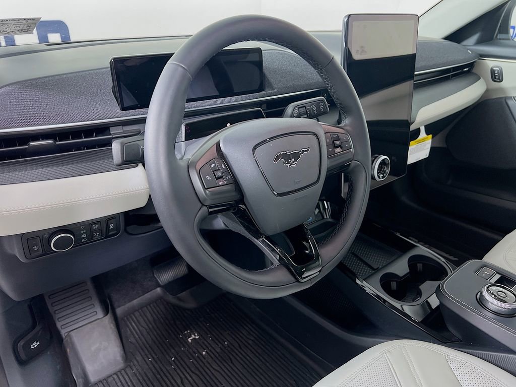 Used 2024 Ford Mustang Mach-E Premium image 12
