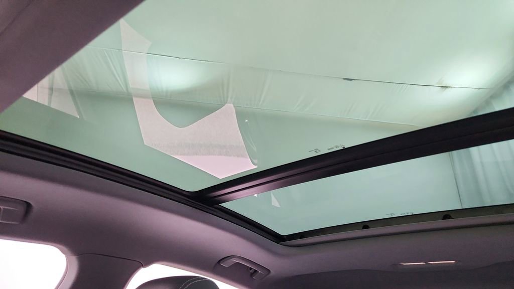 Used 2024 Audi Q4 e-tron Premium w/ Convenience Package image 18