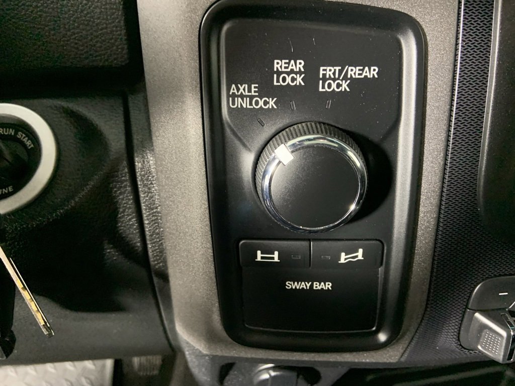 Used 2017 RAM 2500 Power Wagon w/ Leather & Luxury Group image 12