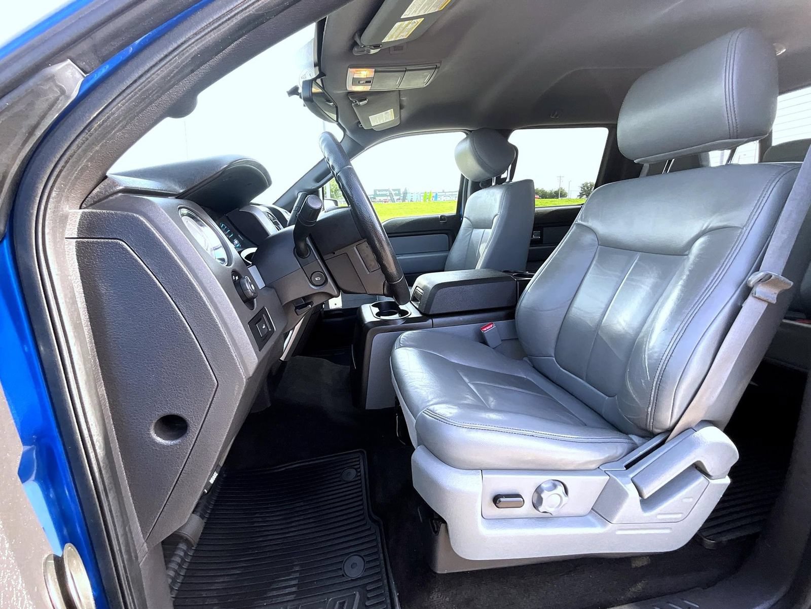 Used 2014 Ford F150 XLT w/ Equipment Group 302A Luxury AWD/4WD image 10