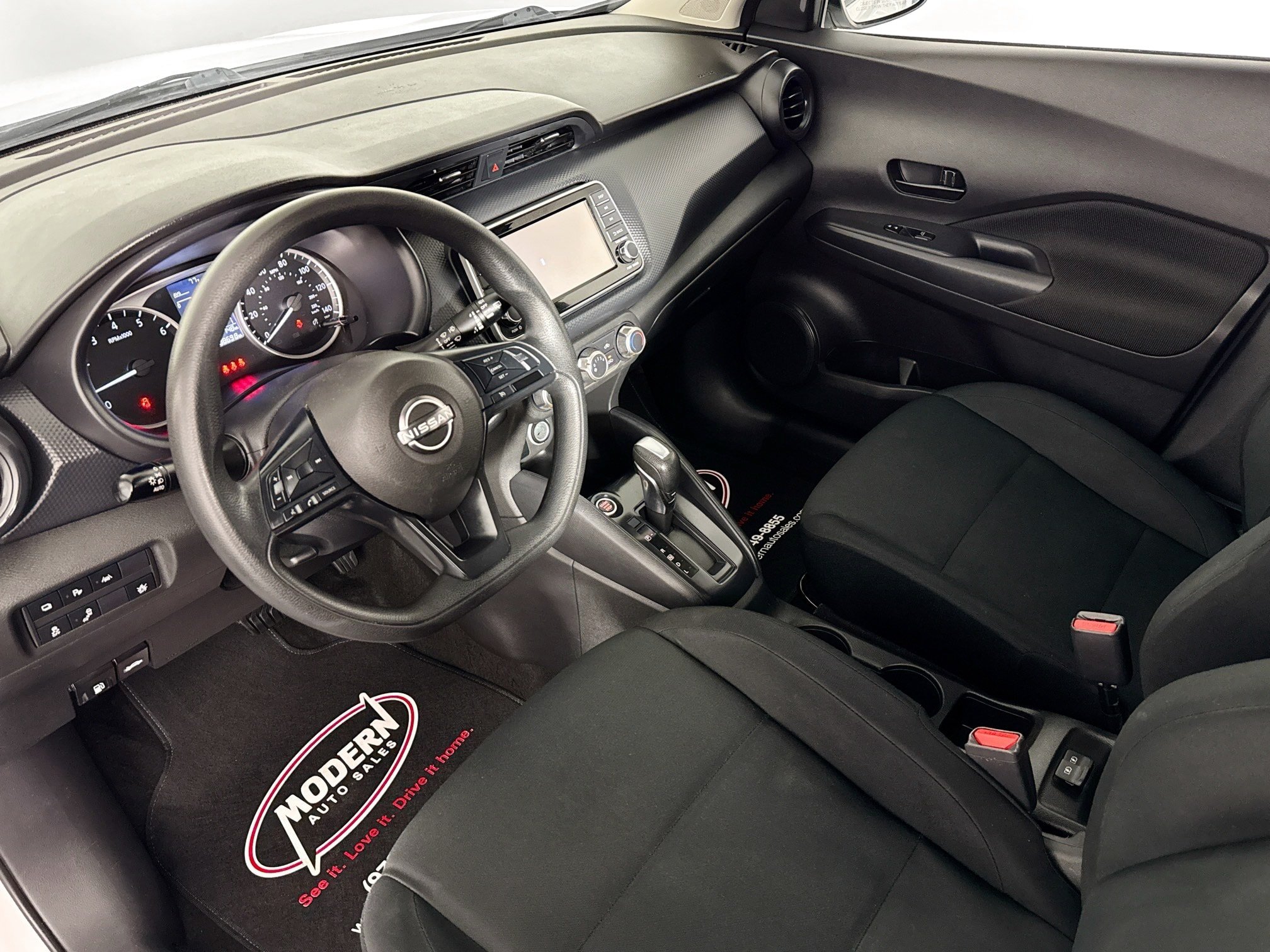Used 2023 Nissan Kicks S FWD image 5