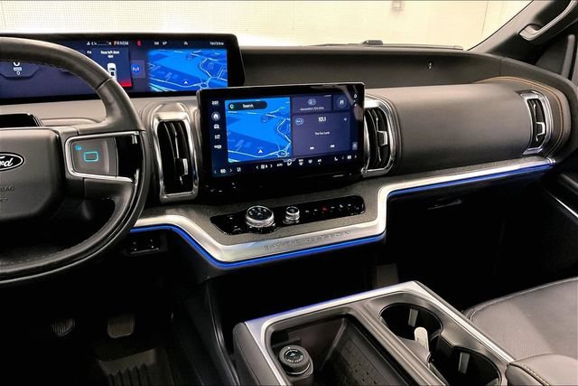Used 2025 Ford Expedition Tremor AWD/4WD image 7