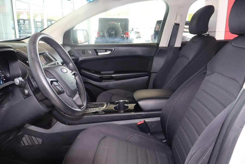 Used 2016 Ford Edge SE FWD image 15