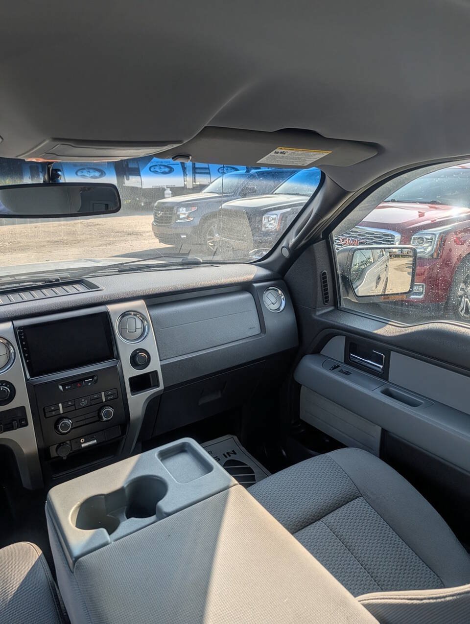 Used 2012 Ford F150 XLT w/ XLT Convenience Pkg AWD/4WD image 17