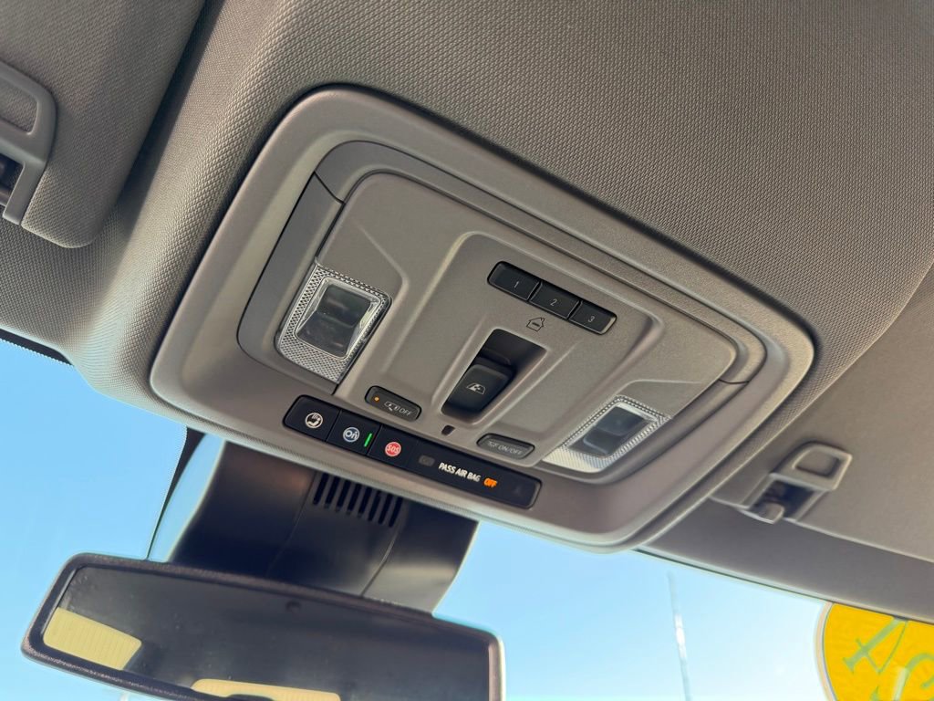 Used 2024 GMC Sierra 1500 SLT w/ SLT Premium Package image 40