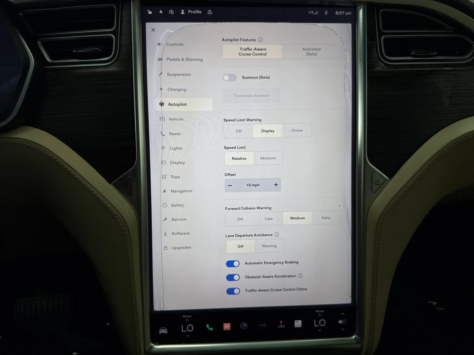 Used 2016 Tesla Model X 75D AWD/4WD image 35