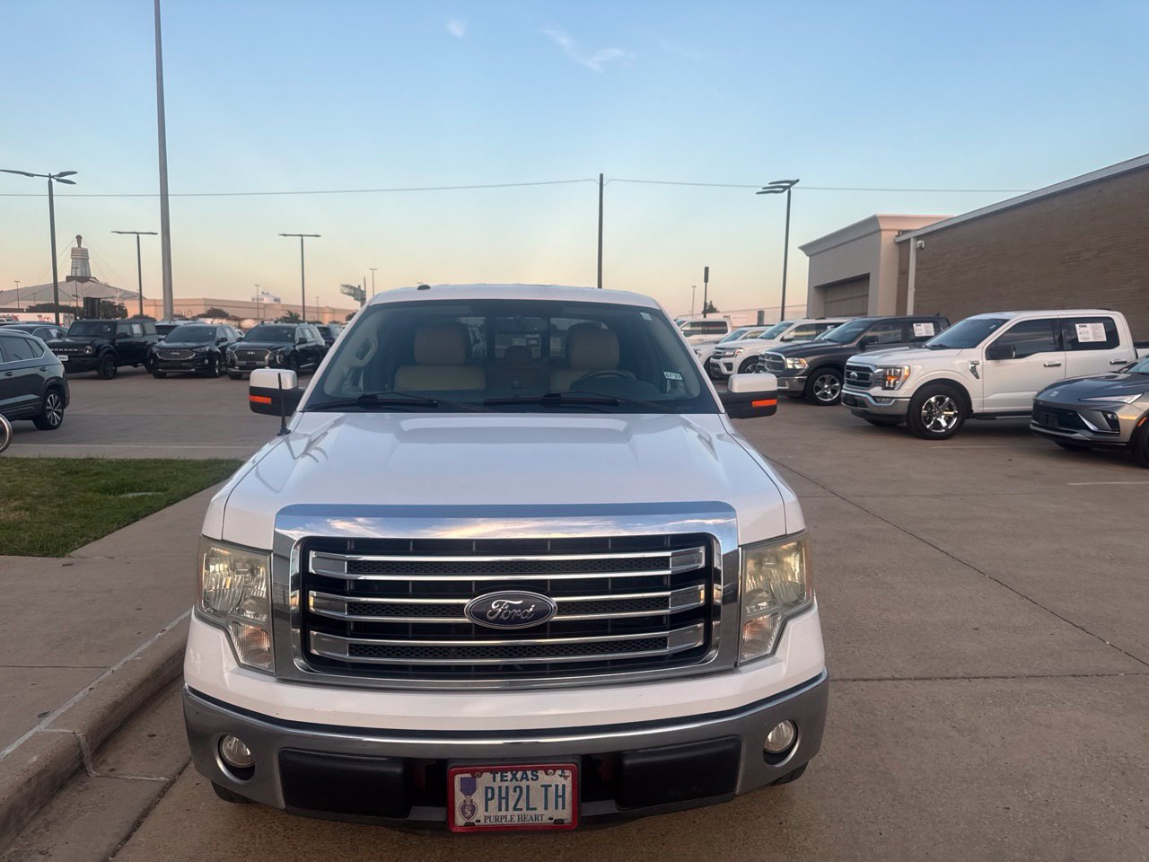 Used 2014 Ford F150 Lariat w/ Equipment Group 501A Mid RWD image 2