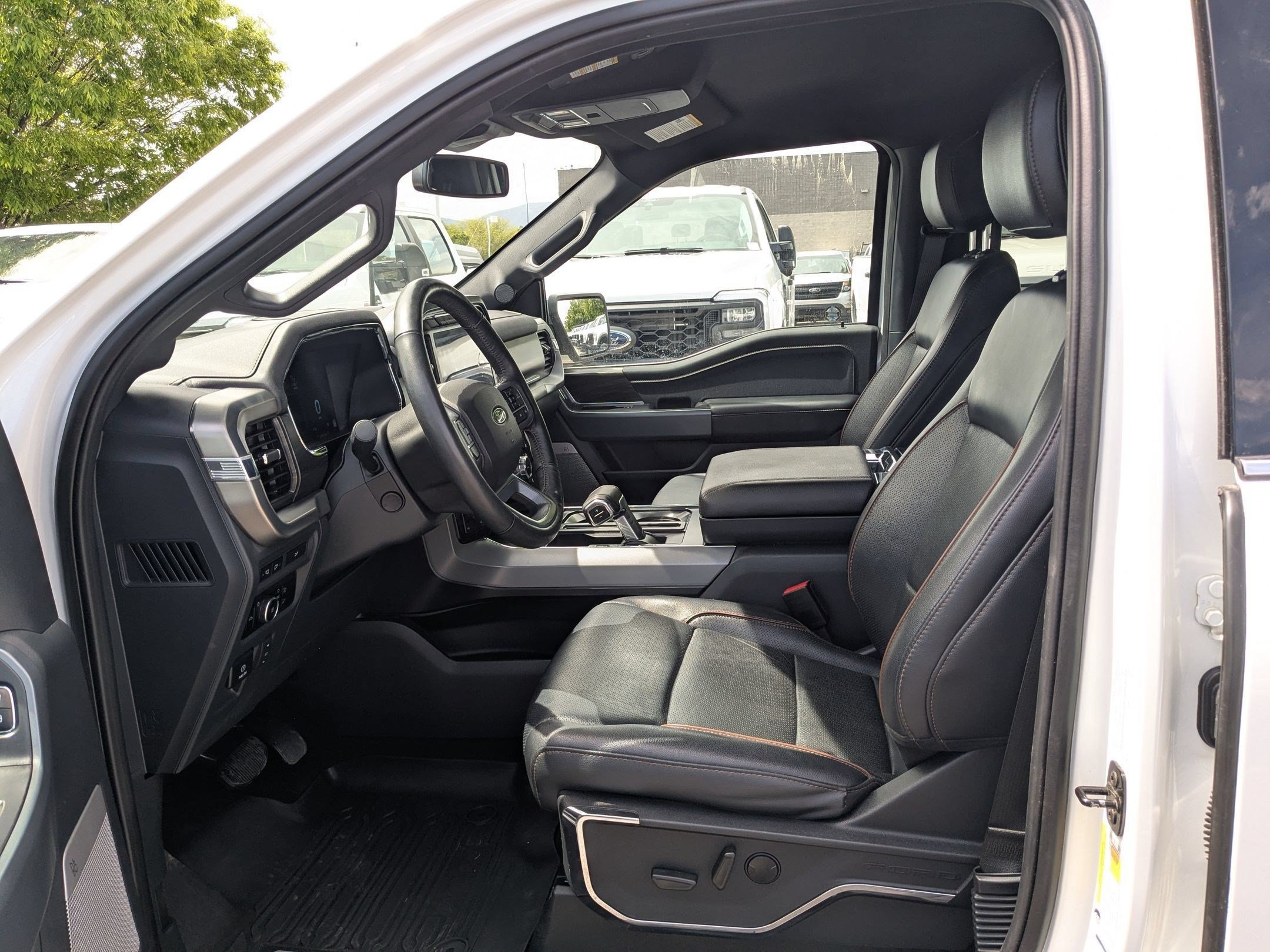Certified 2024 Ford F150 Lariat w/ Tow/Haul Package AWD/4WD image 18