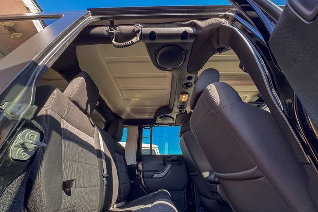 Used 2011 Jeep Wrangler Unlimited Sport image 40