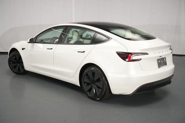 Used 2026 Tesla Model 3 RWD image 17