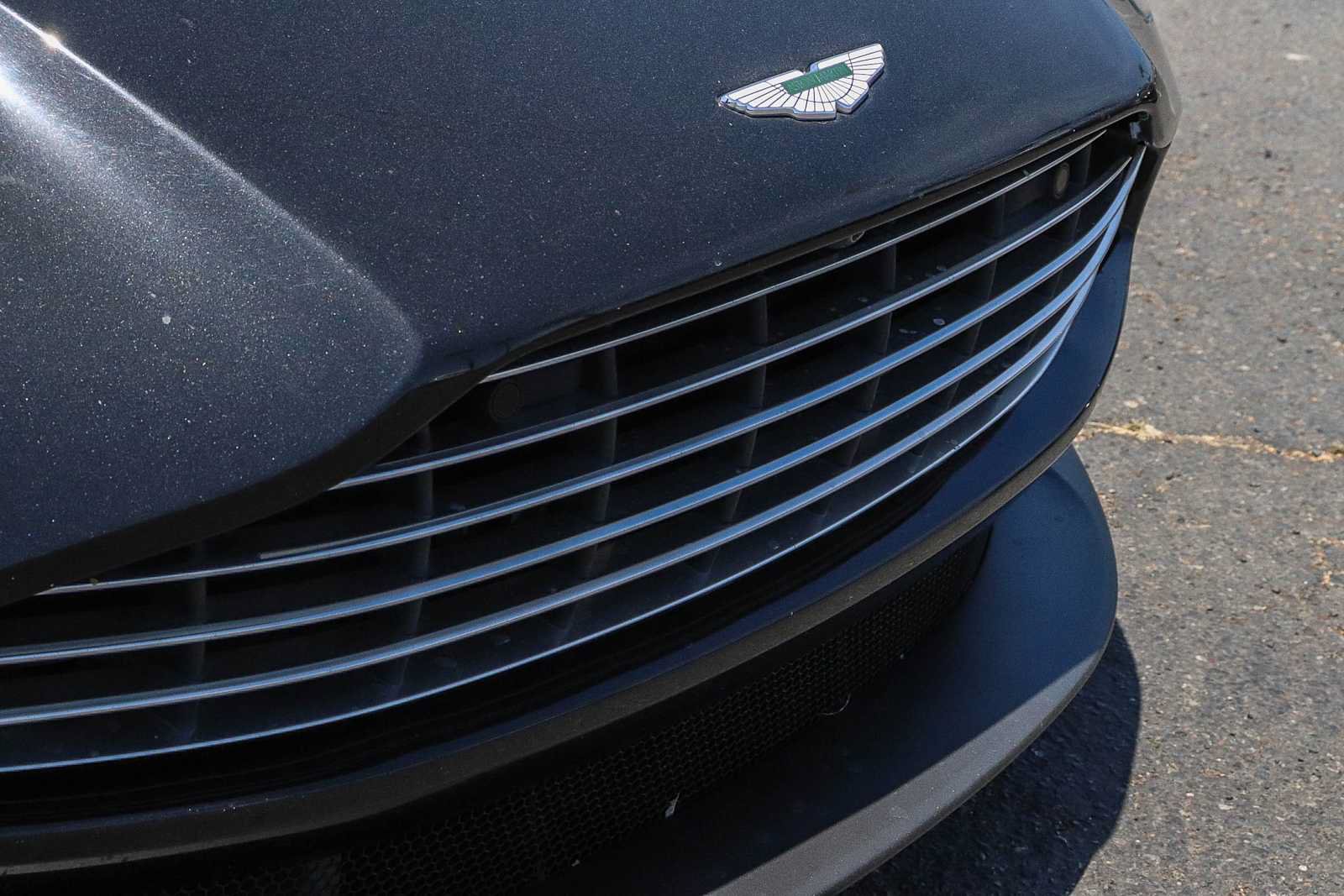 Used 2020 Aston Martin DB11 Coupe RWD image 19