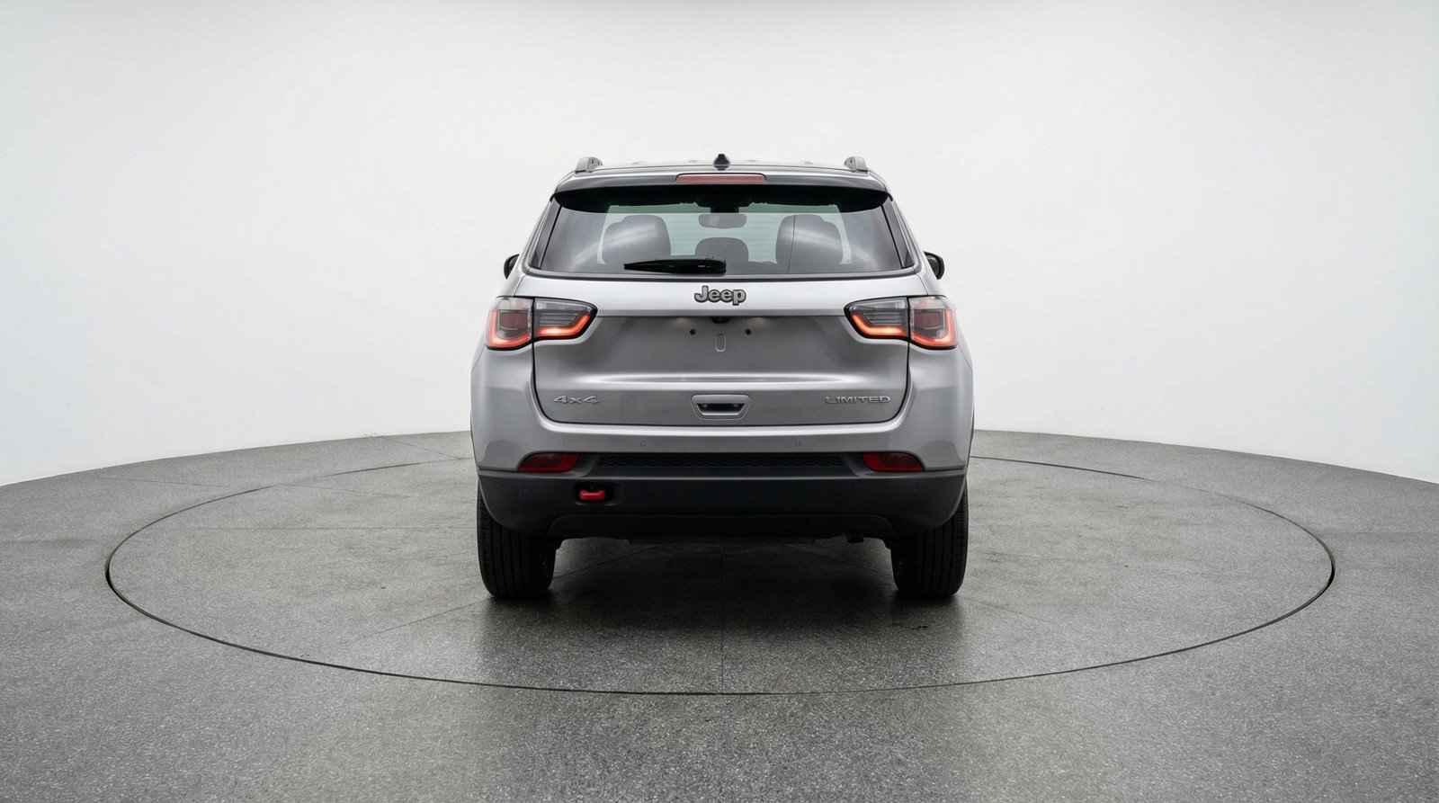 Used 2025 Jeep Compass Trailhawk AWD/4WD image 7