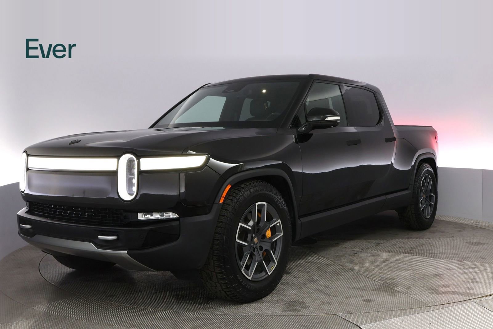 Used 2022 Rivian R1T Launch Edition image 2
