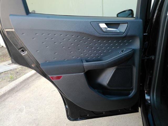 Used 2020 Ford Escape SE FWD image 12