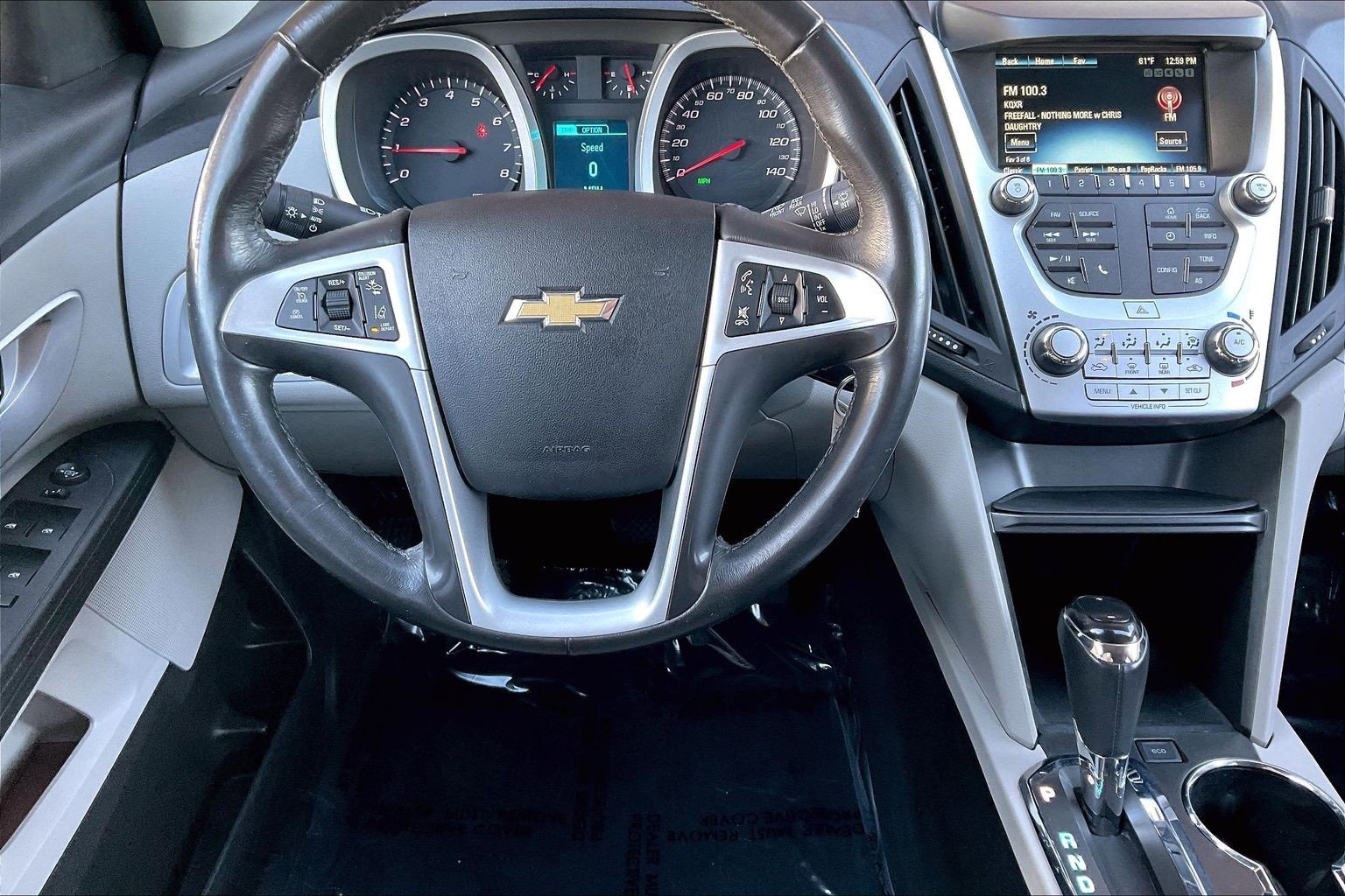 Used 2017 Chevrolet Equinox LT w/ Driver Confidence Package II image 8