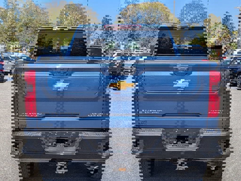 Certified 2025 Chevrolet Silverado 2500 Custom w/ Custom Value Package image 4