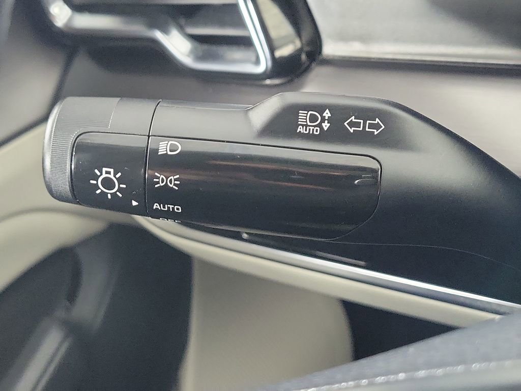 Certified 2024 Kia Sportage EX FWD image 11