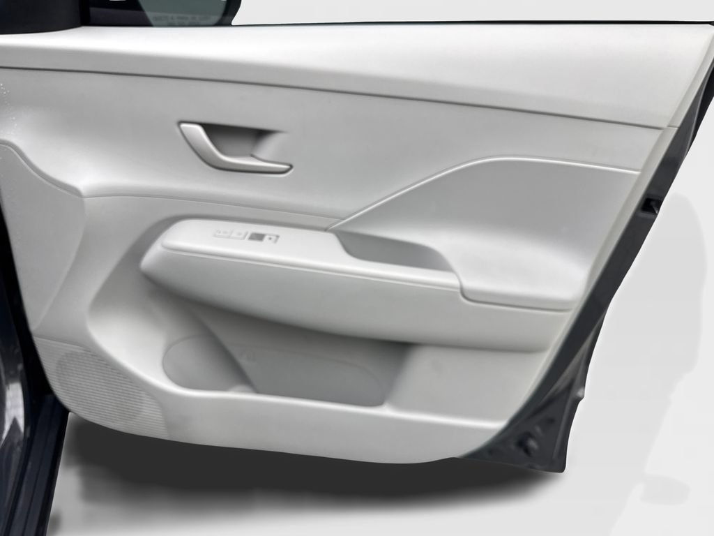 Used 2024 Hyundai Kona SEL FWD image 48