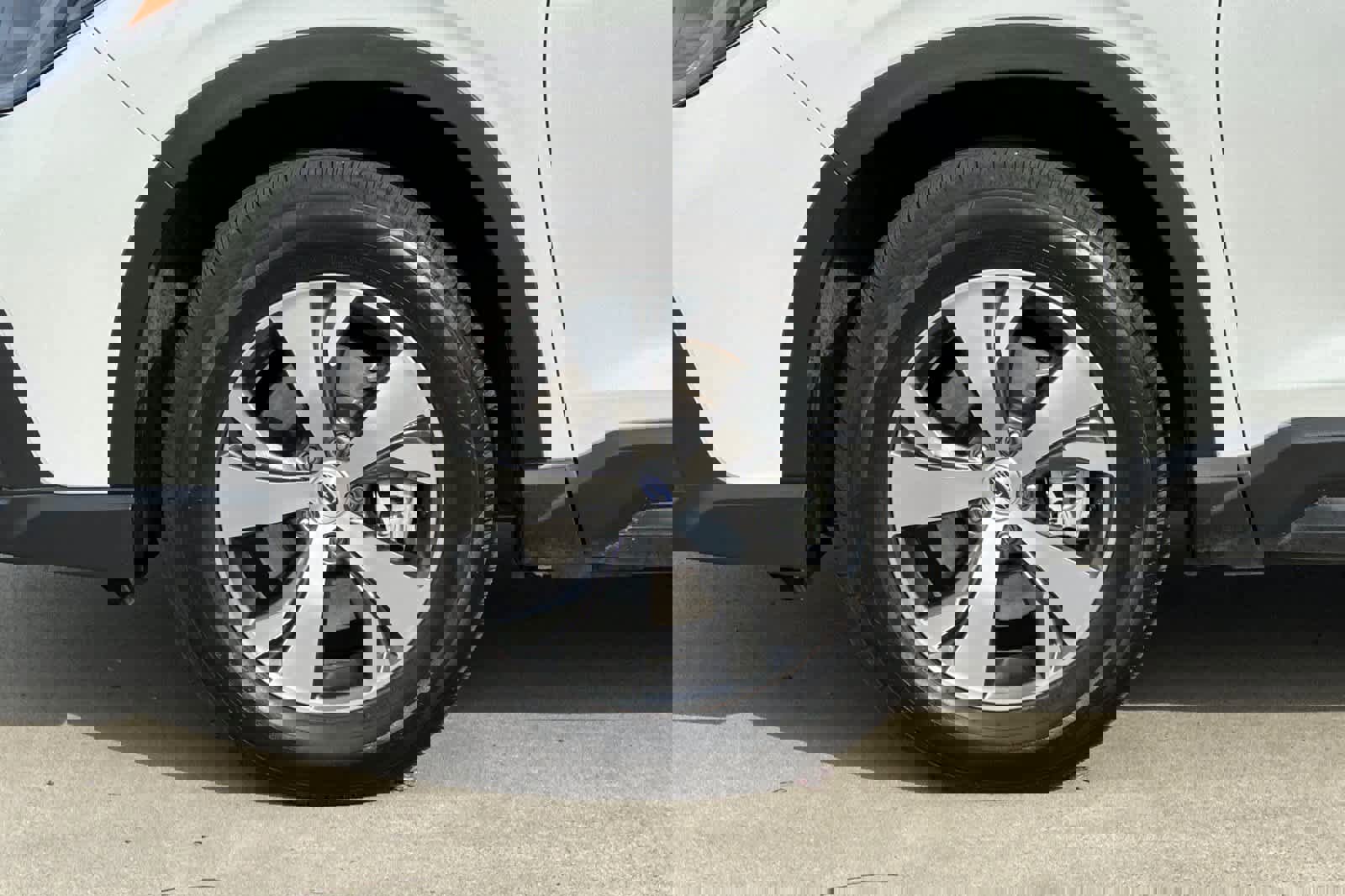 Used 2024 Subaru Ascent Premium w/ Convenience Package image 26