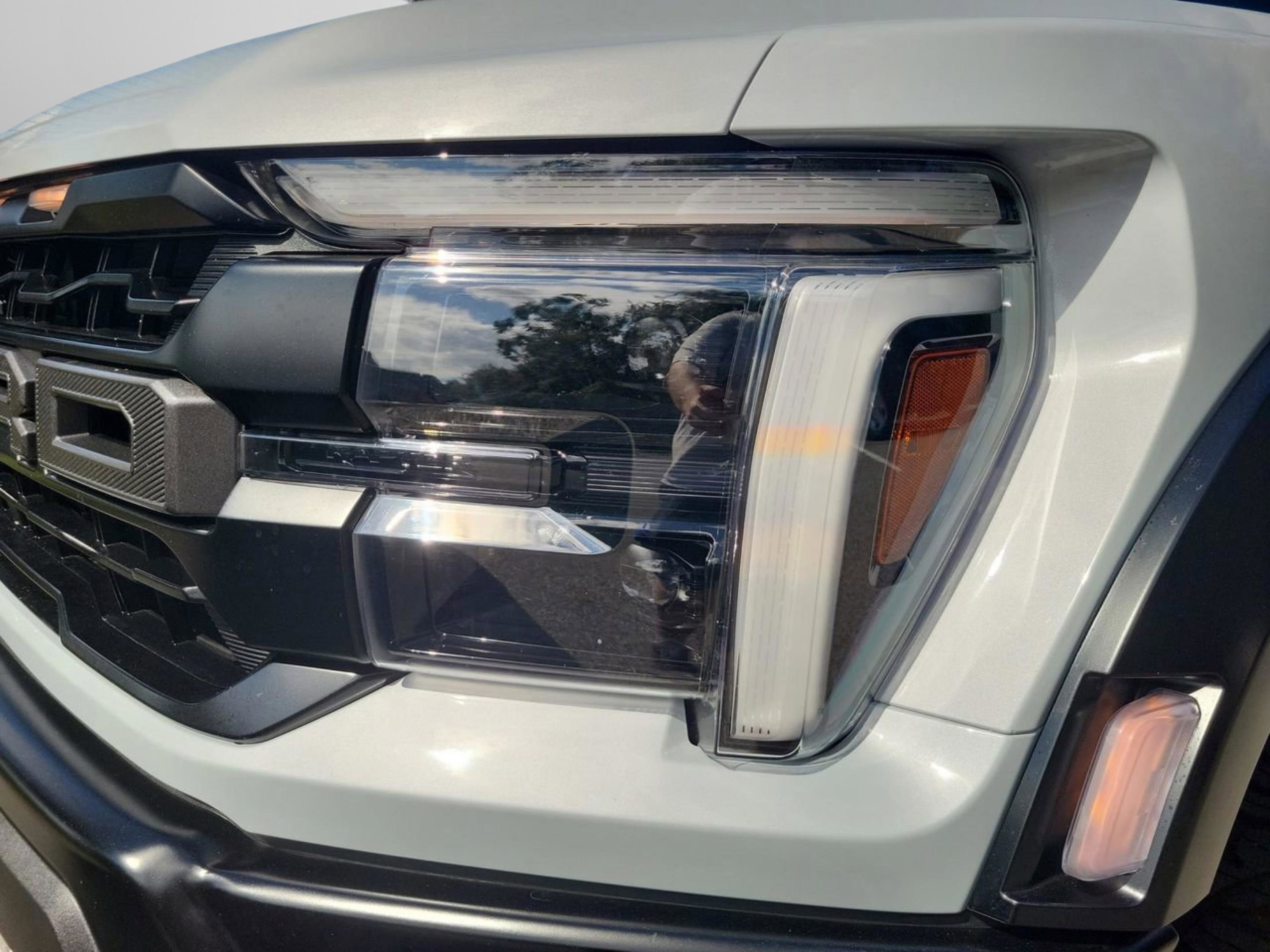 Used 2025 Ford F150 Raptor image 5