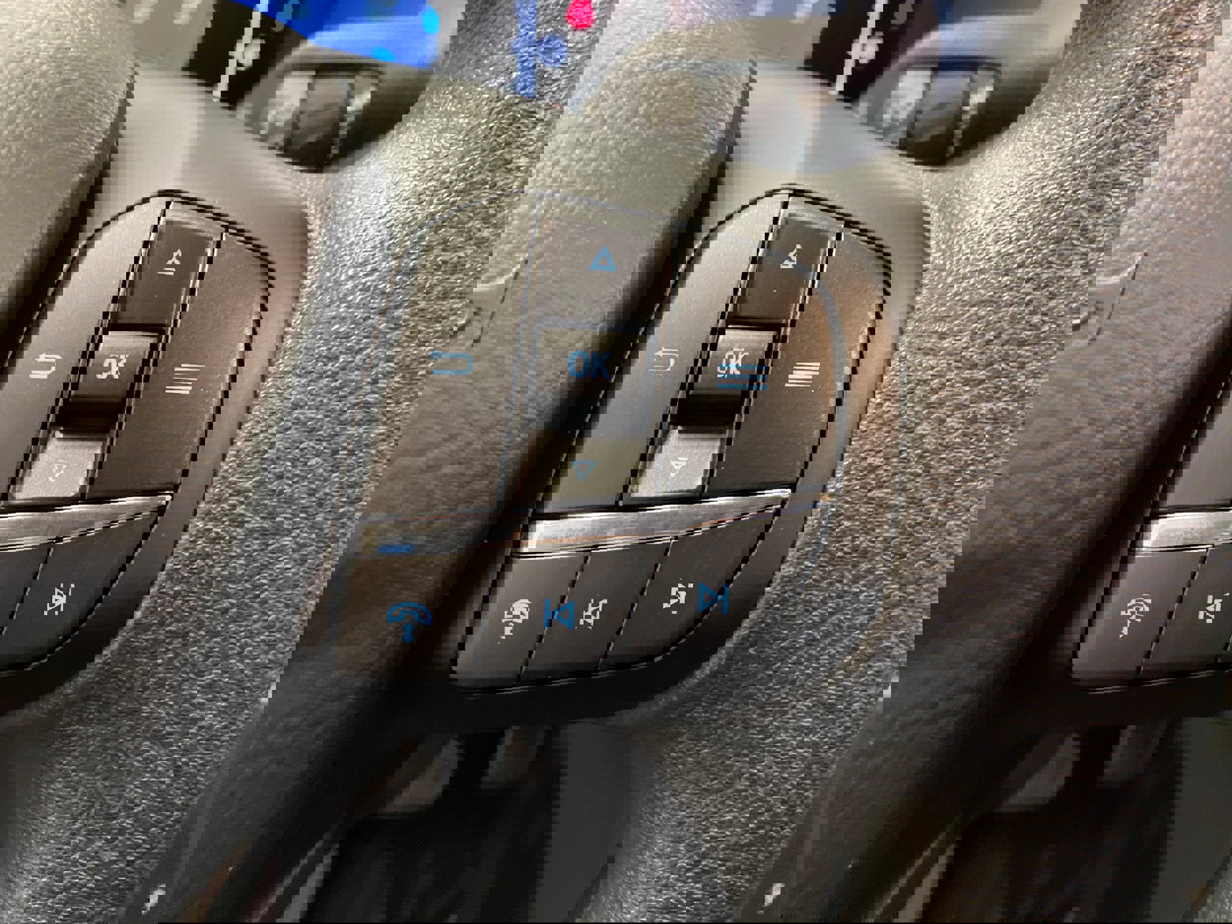 New 2026 Ford Transit 250 148 Medium Roof Extended AWD w/ Exterior Upgrade Package image 19