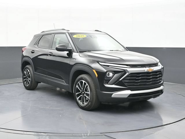 Used 2025 Chevrolet TrailBlazer LT AWD/4WD image 19