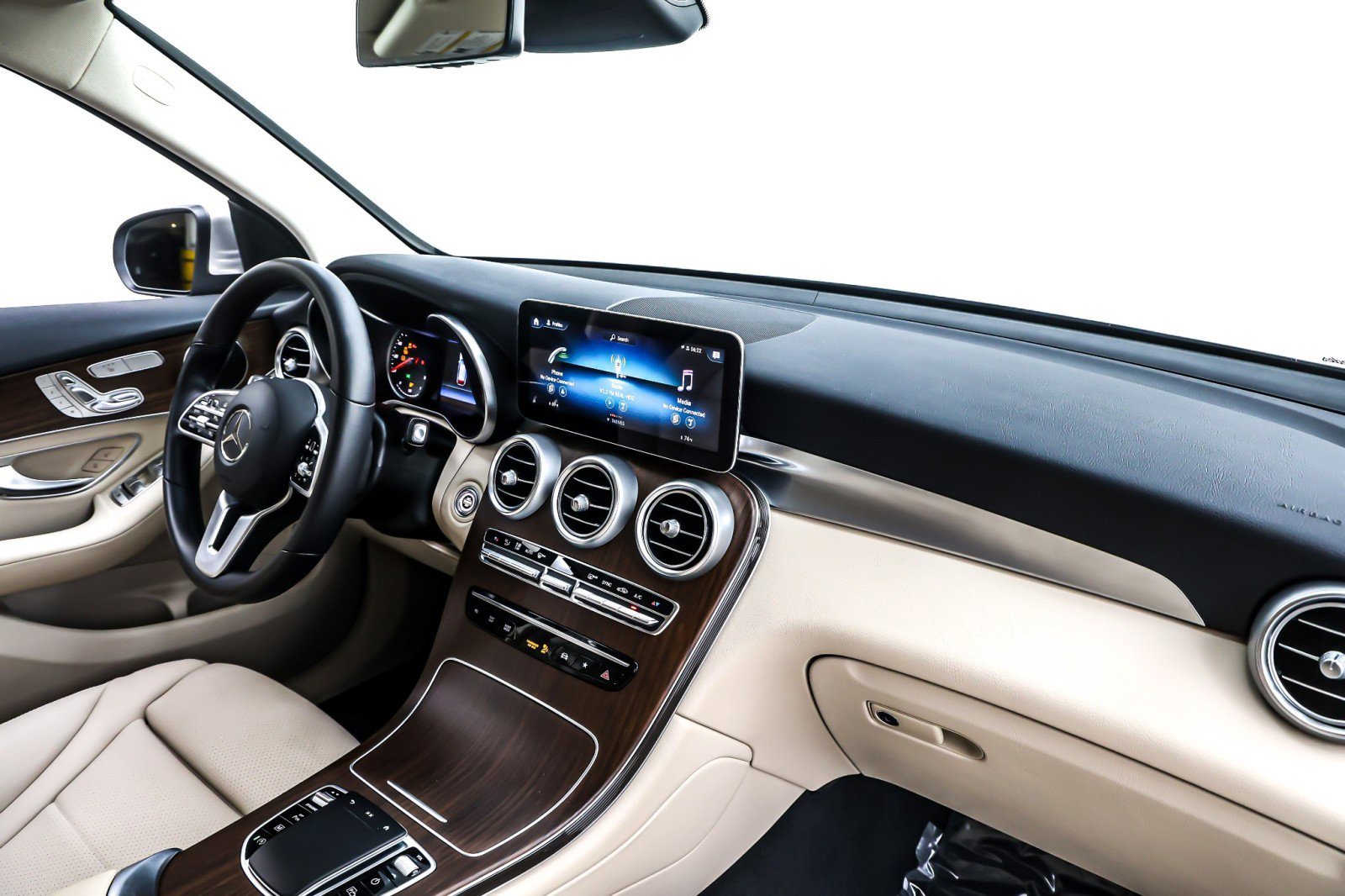 Used 2022 Mercedes-Benz GLC 300 image 16