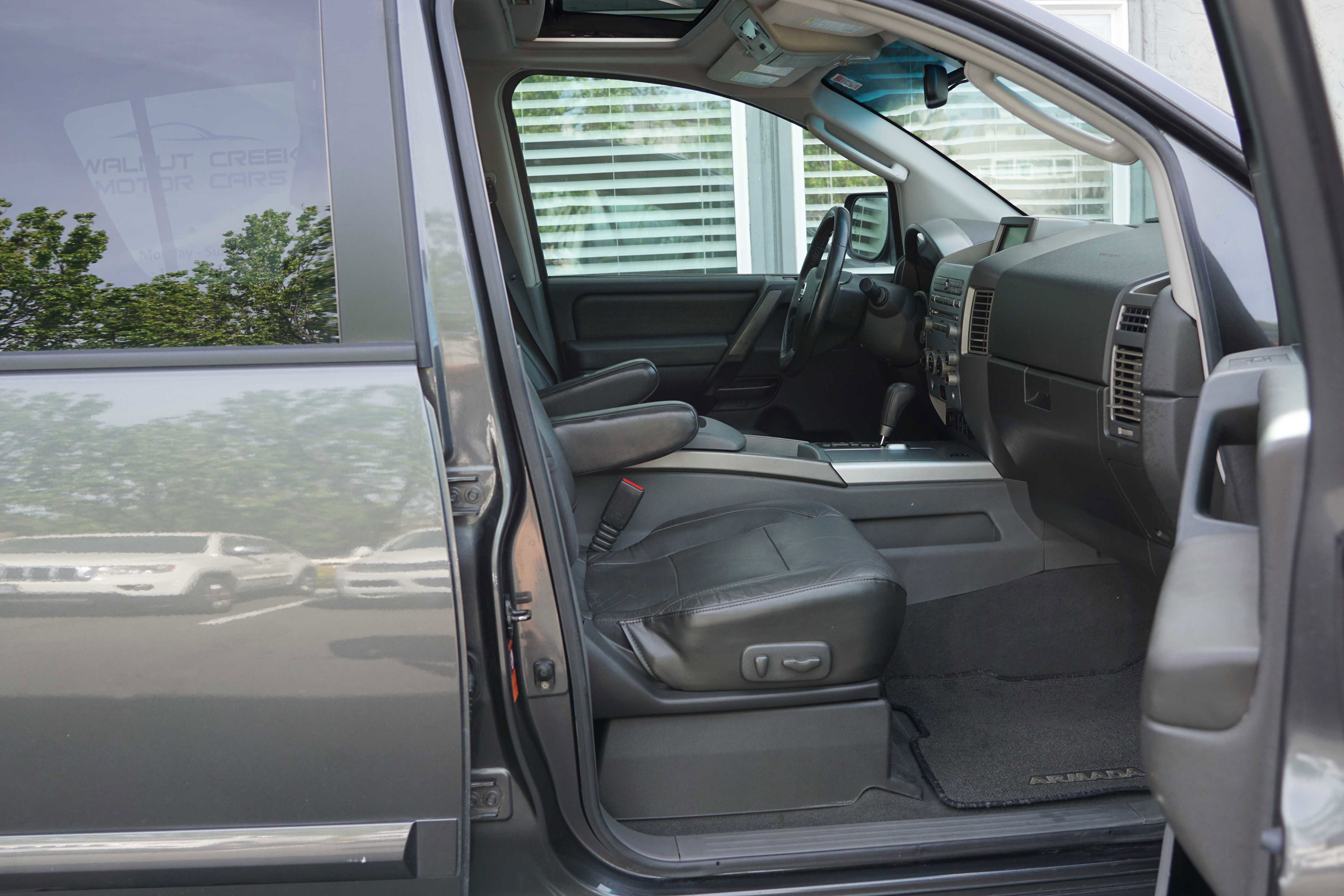 Used 2006 Nissan Armada LE w/ (U06) Technology Pkg (LE) image 31