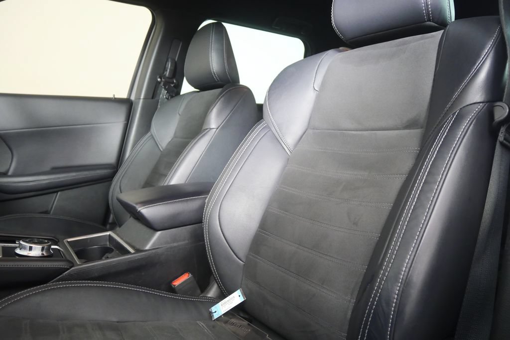 Used 2023 Mitsubishi Outlander SE Black Edition AWD/4WD image 10