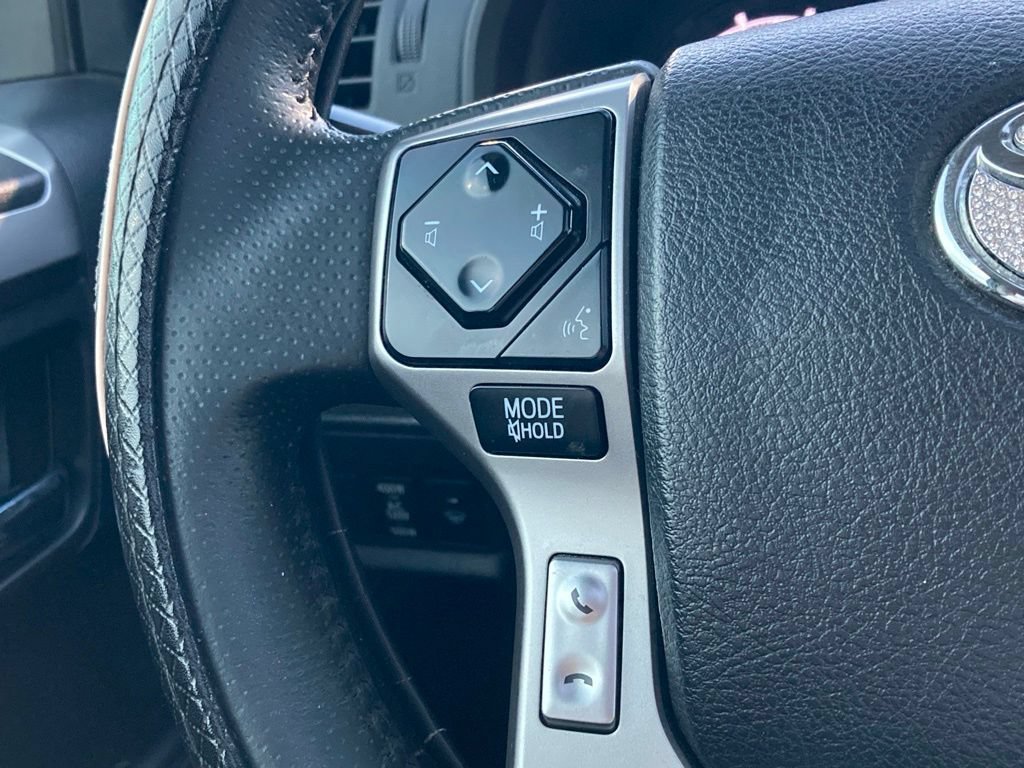 Used 2022 Toyota 4Runner SR5 Premium w/ Moonroof Package RWD image 16