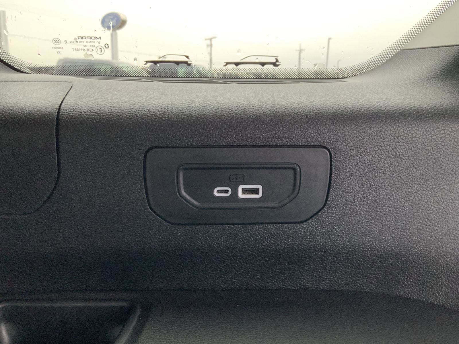 Used 2023 Jeep Grand Cherokee L Limited image 62