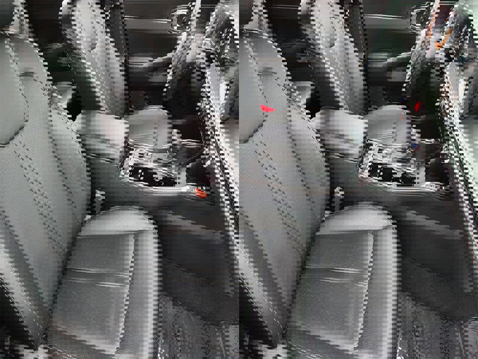 Used 2025 Kia Sorento S w/ Panoramic Sunroof Package image 20