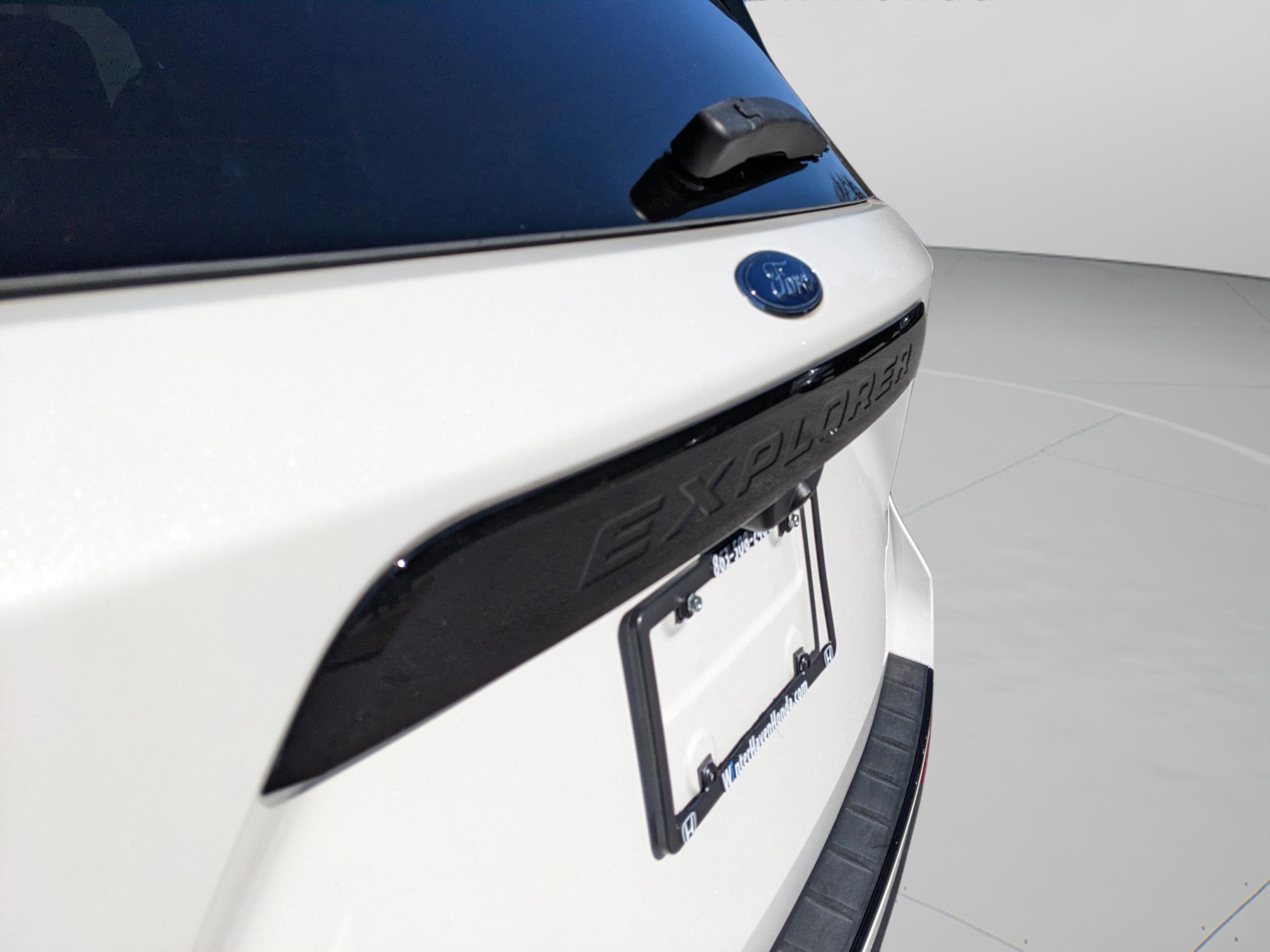 Used 2023 Ford Explorer ST-Line w/ Class IV Trailer Tow Package image 38