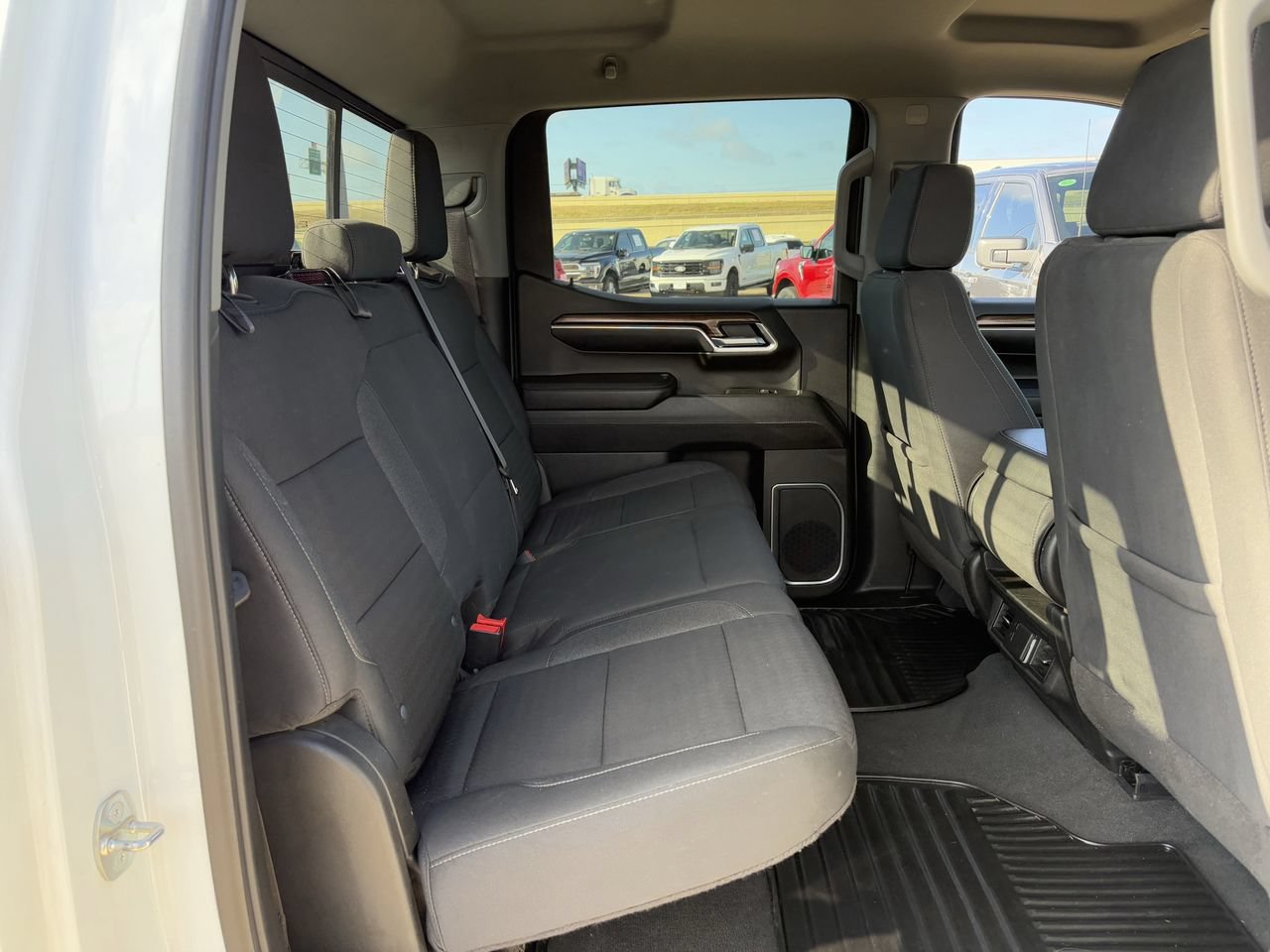 Used 2023 Chevrolet Silverado 1500 LT w/ Convenience Package II RWD image 27