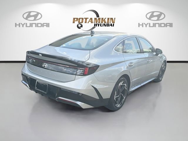 New 2026 Hyundai Sonata SEL FWD image 5