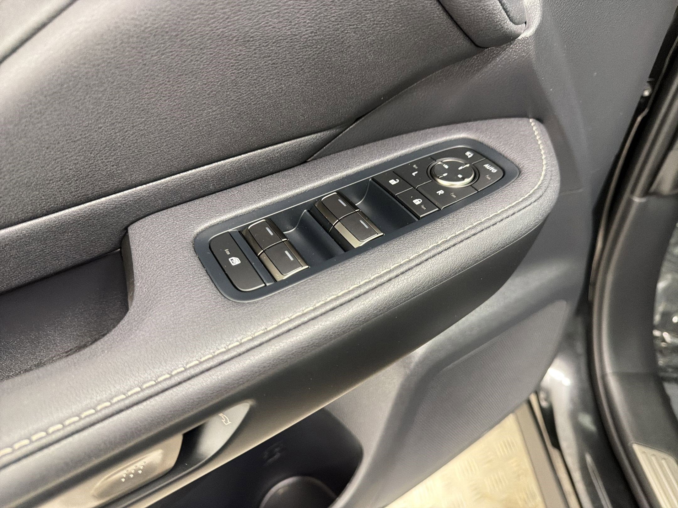 New 2026 Lexus TX 350 AWD image 12