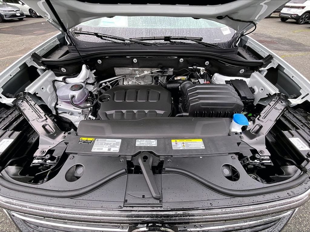 New 2026 Volkswagen Atlas Peak Edition AWD/4WD image 16